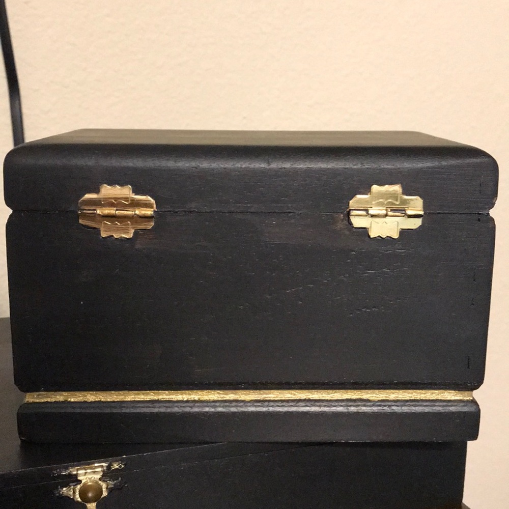 Hand painted Jewelry Box - Picture 4 of 11